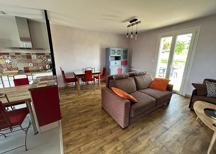 Vintage 63 Le Hameau 1936 * Cherveux