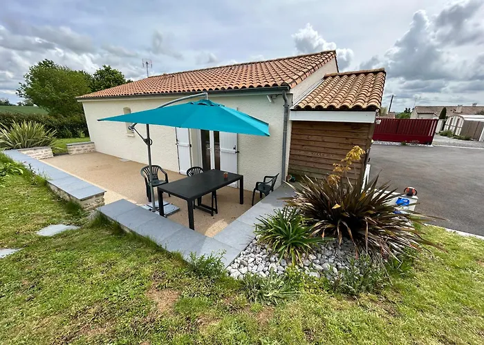 Vintage 63 Le Hameau 1936 Cherveux